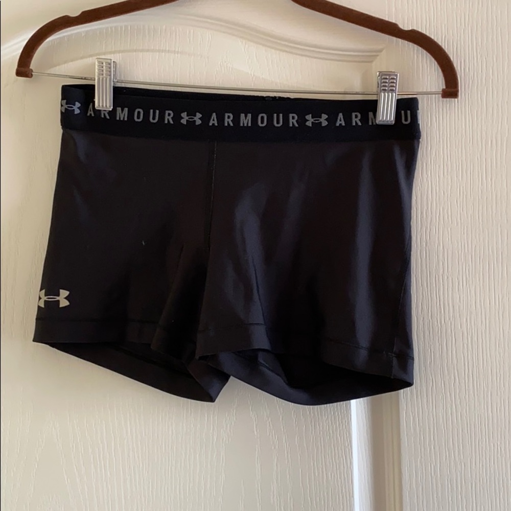 Under armour black compression shorts